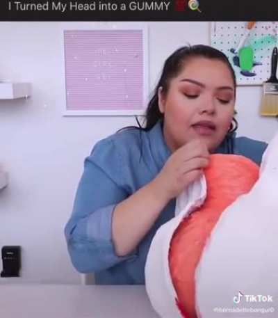 This had me rolling when the head wouldn&rsquo;t stay up