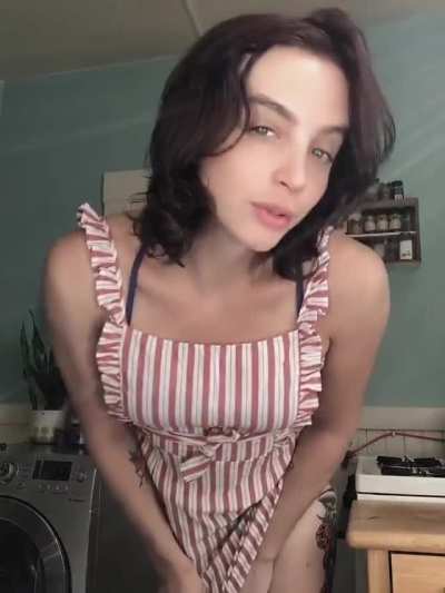 No panties in this kitchen. Janie Blade (gif)