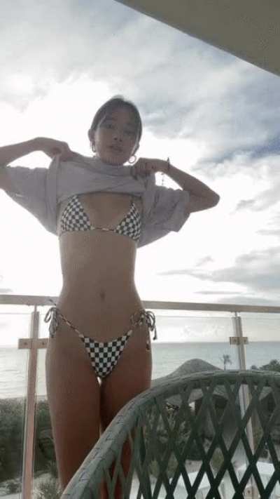 The Lily Chee show