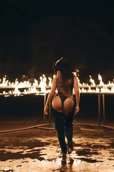 Beyonce Huge Ass