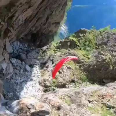 Clenching ass in Norway