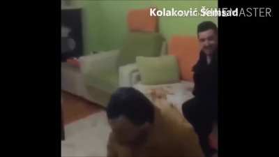 An&atilde;o putasso com geral