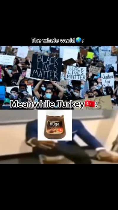 🤨