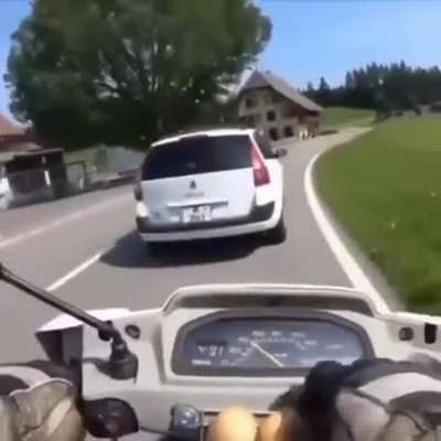 A new way to face idiots in cars