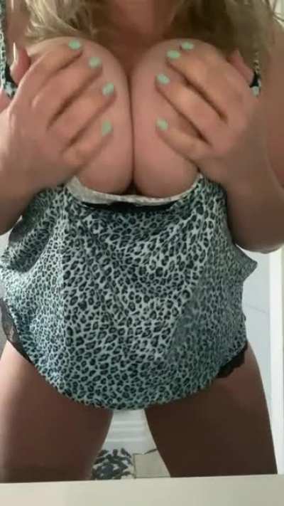 Hi 😘