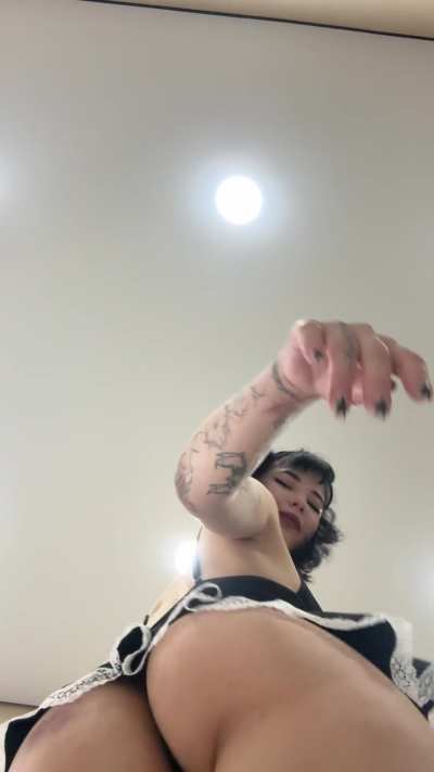 my thong ass is about to sit on your face