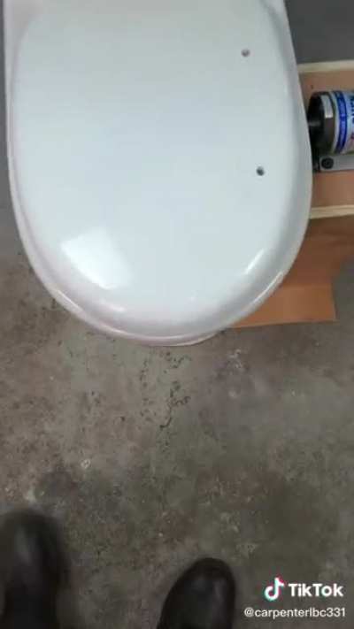 Toilet that won&rsquo;t clog
