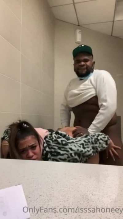 No Pullout at the airport
