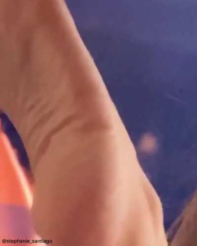 Fuck that foot that ass tho just wish she would turn up on onlyfans more