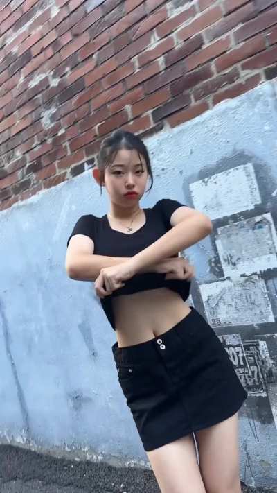 Q