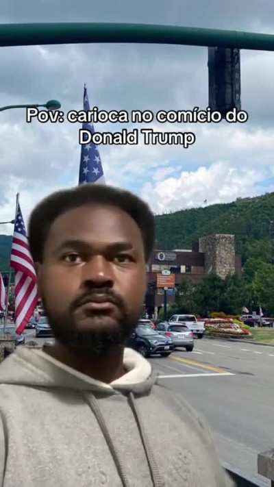 O &uacute;nico que permaneceu em p&eacute; durante todo o com&iacute;cio. 