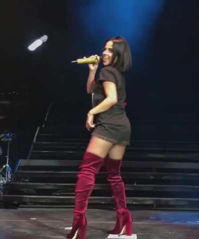 Becky G