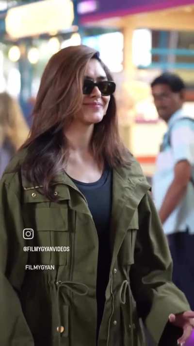 Mrunal Thakur