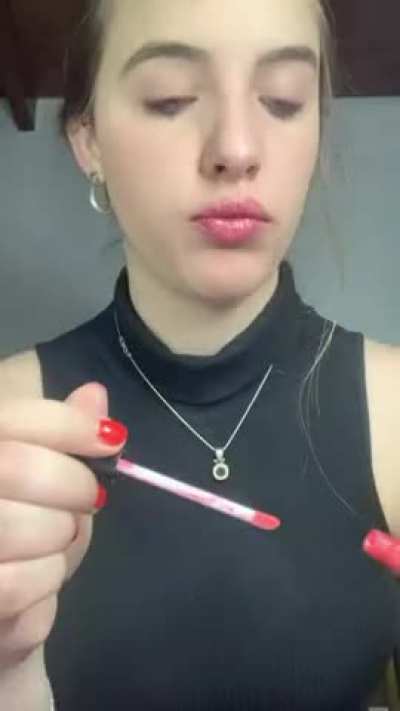 I'm getting ready for our date… A little tease before we see us - can i be ur fuckdoll?