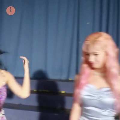 Sana &amp;amp; Momo