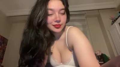 IG: @delalilgins