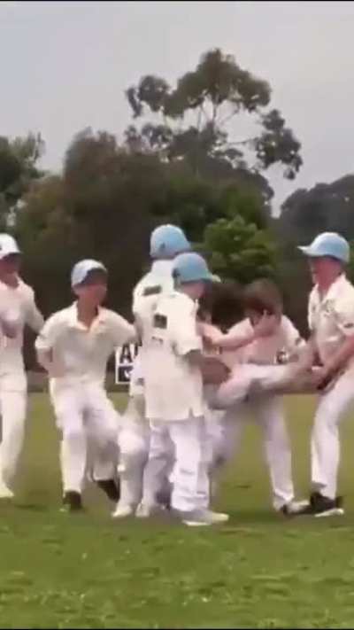 This guy>>TimSouthee
