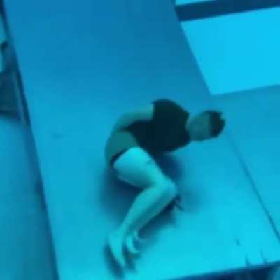 damn, training for the US Marines is INTENSE