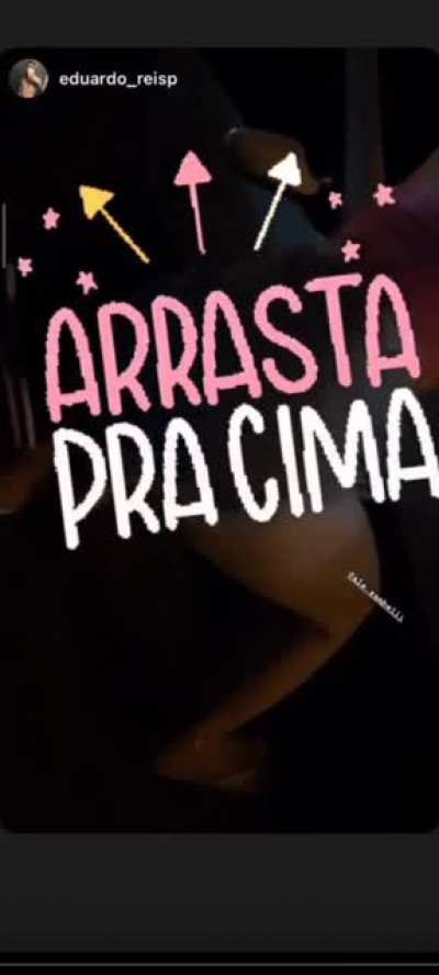 Ale Zambeli Dan&ccedil;ando, v&iacute;deo t&aacute; com qualidade ruim porque tive que d&aacute; zoom , esse stories foi postado por amigo dela.
