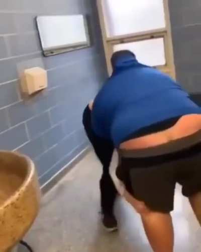 Rare footage of Greek vs MrCow