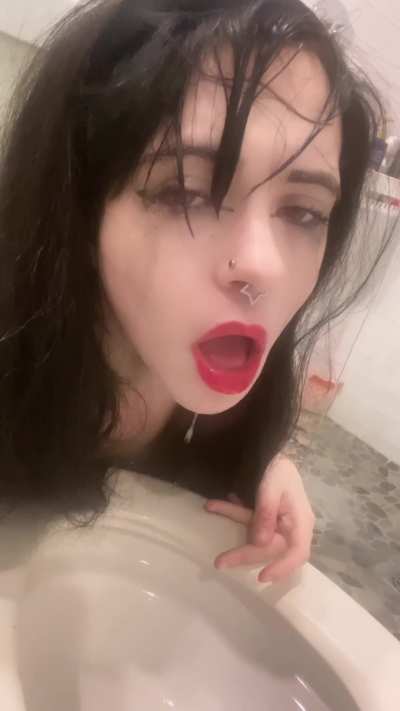 Drinking and spitting up toilet water like a good slave &amp;lt;3