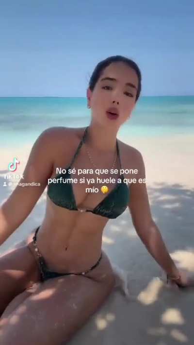 @anagandica