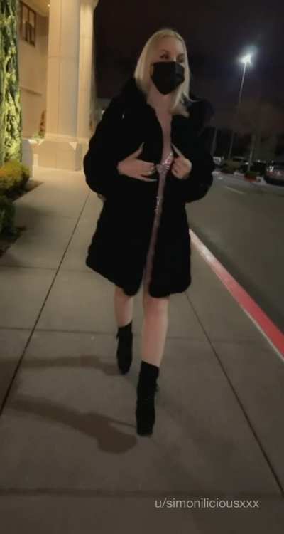 Do you like my outfit [reveal]?