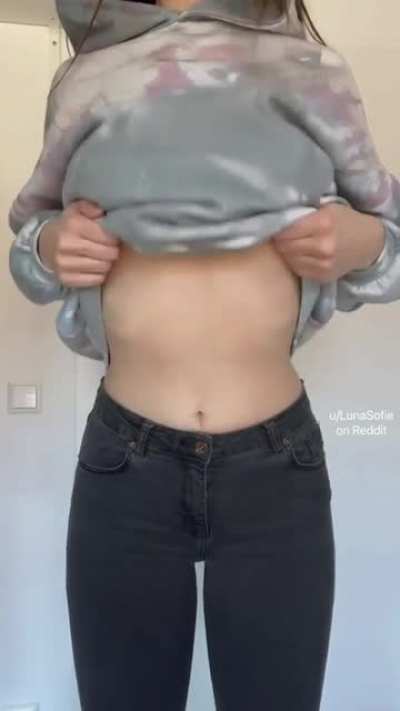[F]irst gif on here! I&rsquo;m a bit nervous 🙈
