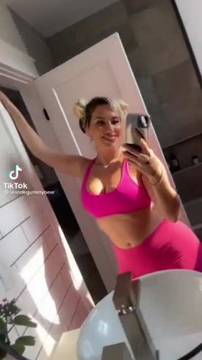 Huge Pink Ass....