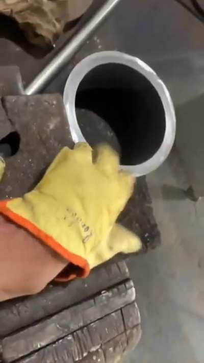 Menos mal