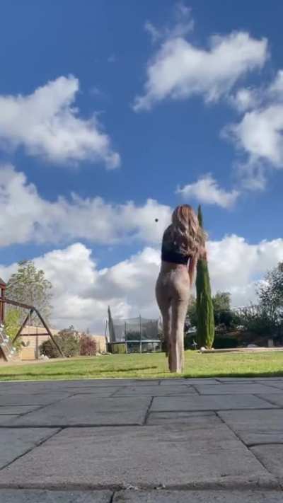 What an ass 😍