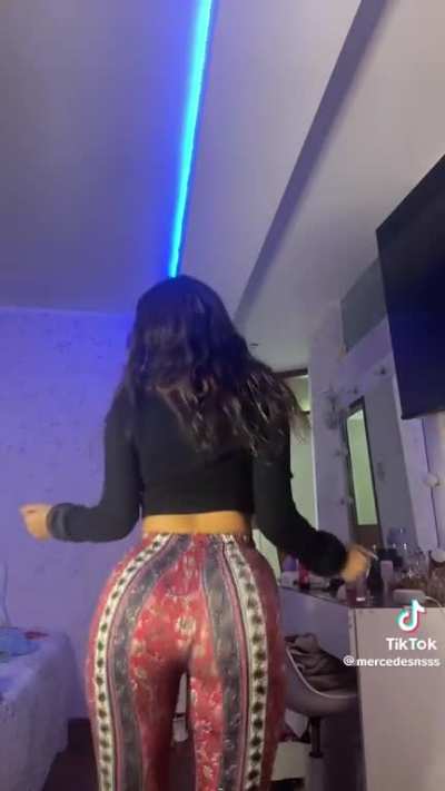 Latinas😍
