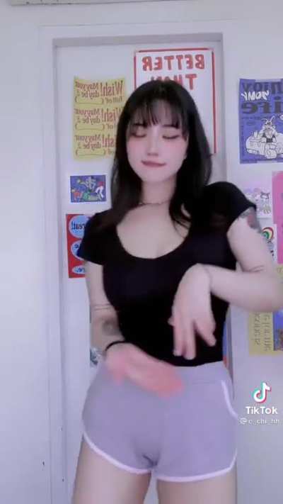I love Asian thots