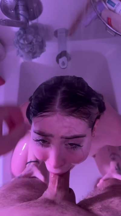i just feel so much prettier when I&rsquo;m worshipping cock