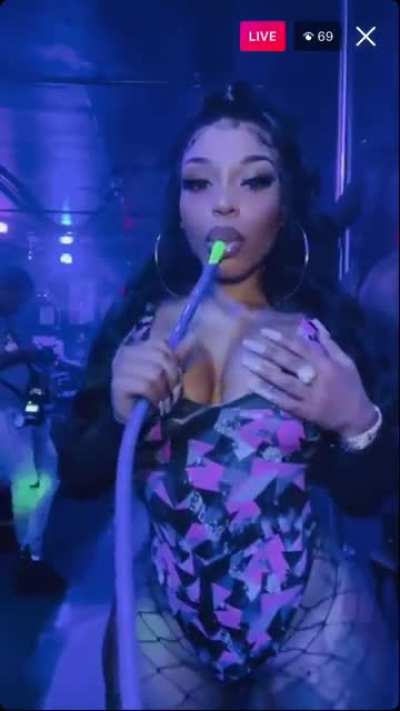 Nickibandss