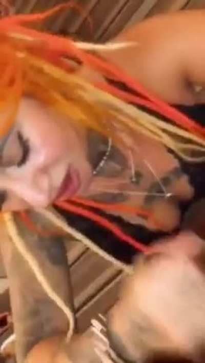 She can Blow