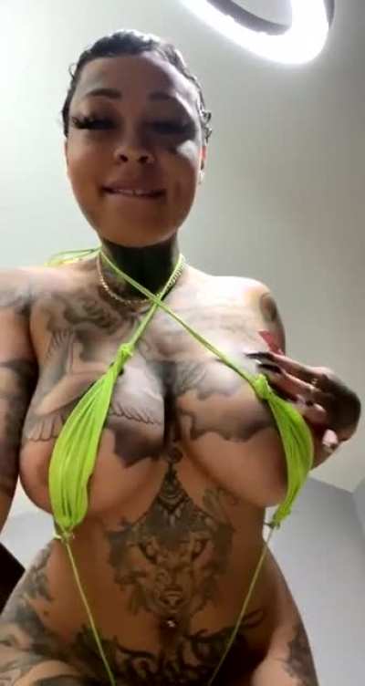 Pretty Titties