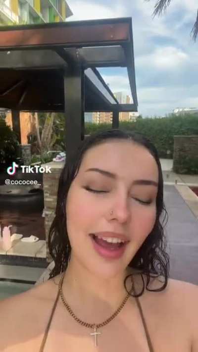 @cocochatts @iamaurorablu