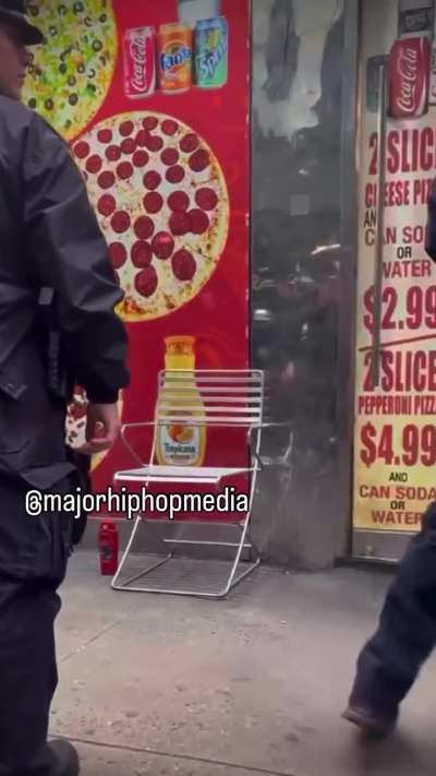 &ldquo;Let me get my bag&rdquo; lmao