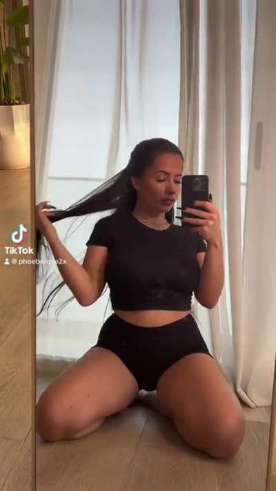 @phoeberose2x