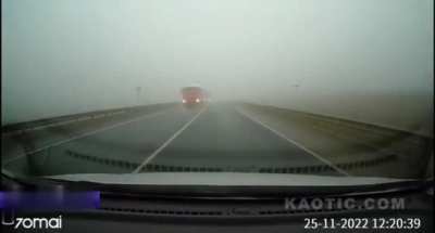 Idiots and mist don&rsquo;t mix well
