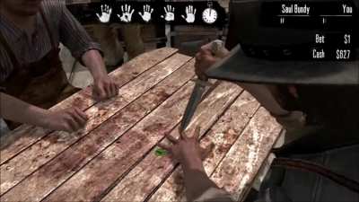 TheGamingLemon playing the knife game.