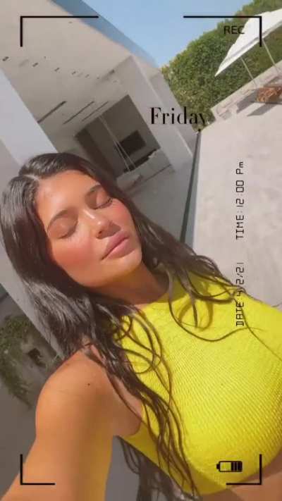 Yellow Bikini (GFY)