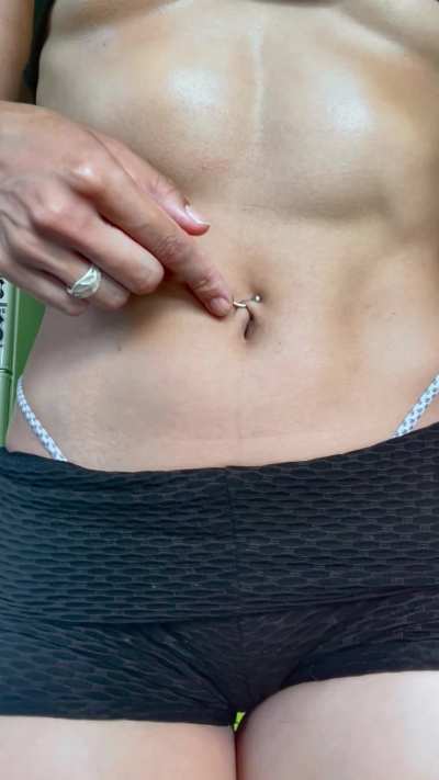 This is my sweaty tummy after my work out