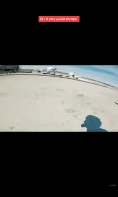 Parkour prison escape
