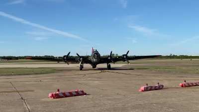 I took this video of Texas Raider less than an hour before the tragedy. You can even see the tail of the P-63 off to the right. Worst thing I&rsquo;ve ever witnessed. Thoughts and prayers for the families and for the CAF.