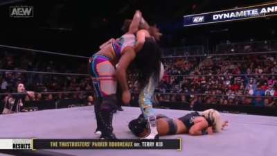 On AEW Dynamite: Penelope Ford, Serena Deeb &amp;amp; Jamie Hayter vs Willow Nightingale, Athena &amp;amp; Toni Storm