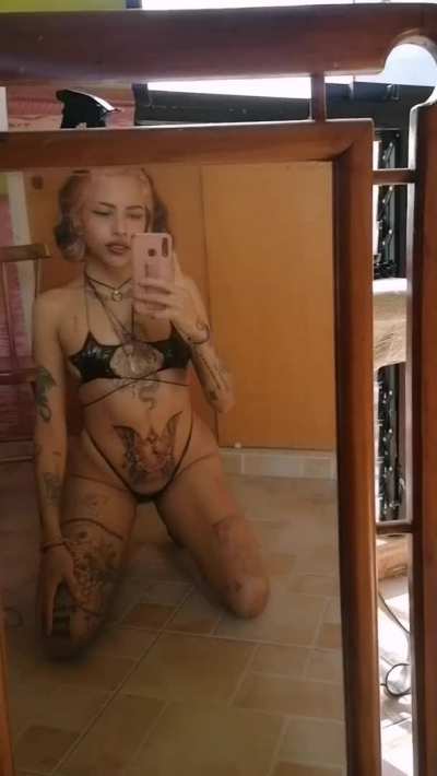 Tattooed goth &amp;amp; fetish friendly domme will bring your fantasies to life 🖤 + [pic] [vid] [audio] 💦 [dom] [sub] ⛓ [premium] [dick rate] [sext] [gfe] [cam] [selling] 🌹 add me on sna.p or ki.k @marianathc 😋 BUYERS ONLY 🤑