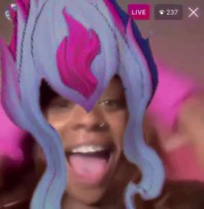 Queenvelynn after all that enchanter bottom and yordle fuckers 🚬🐐&rsquo;s voted her out of jealousy 💅🏻💅🏻🏳️&zwj;🌈🚫⚰️