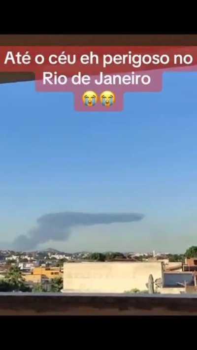 M&atilde;os ao... alto?